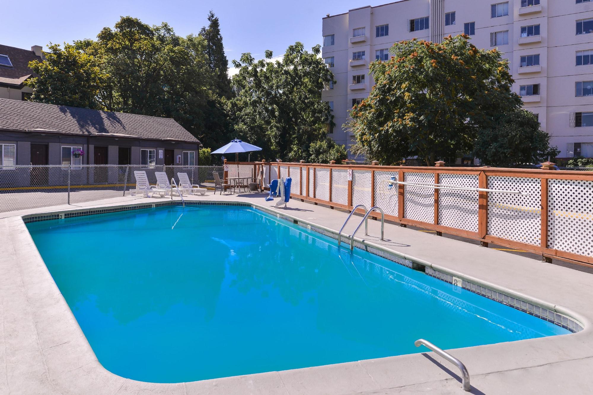 Travelodge By Wyndham Eugene Downtown/University Of Oregon Esterno foto