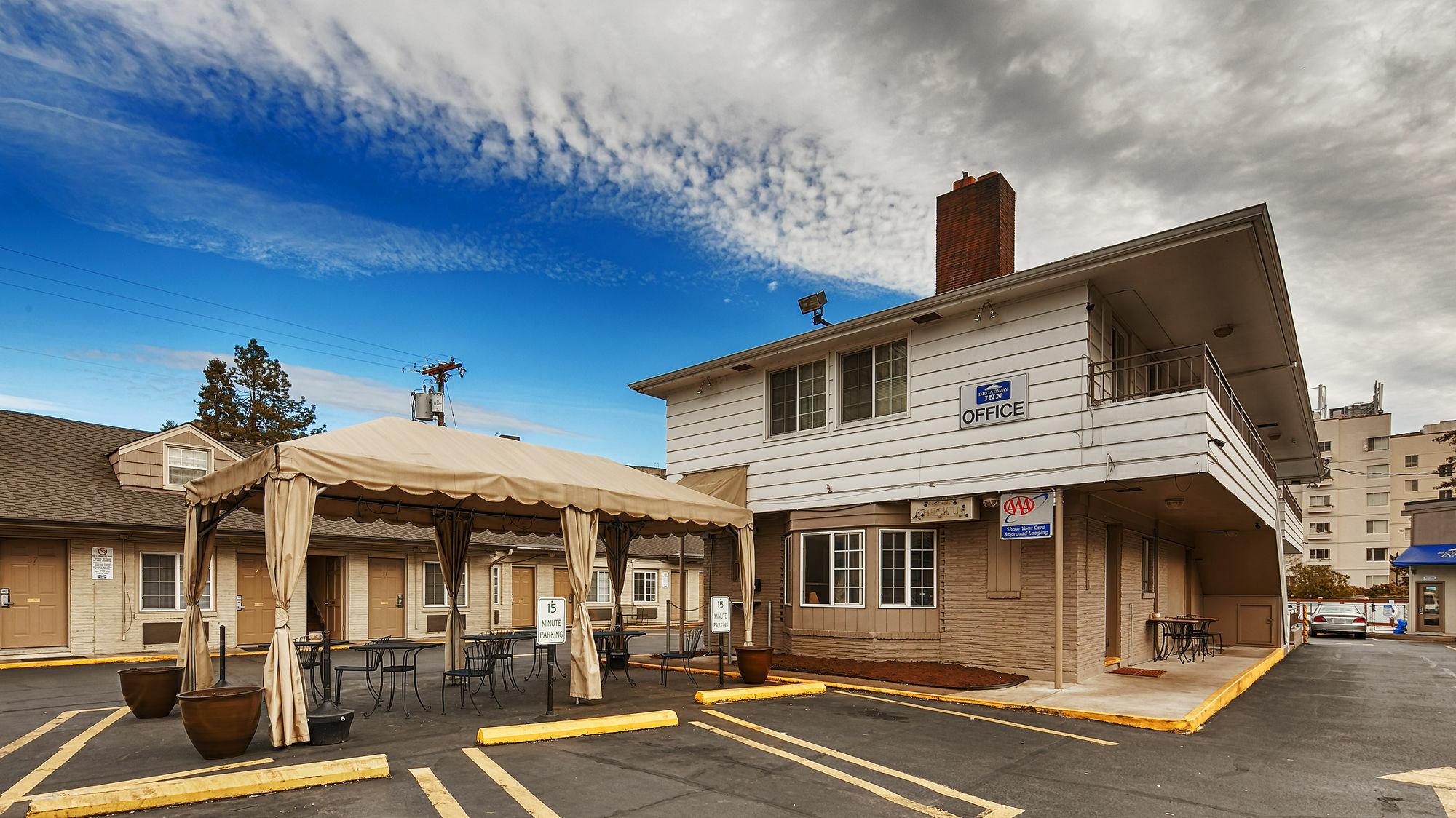 Travelodge By Wyndham Eugene Downtown/University Of Oregon Esterno foto